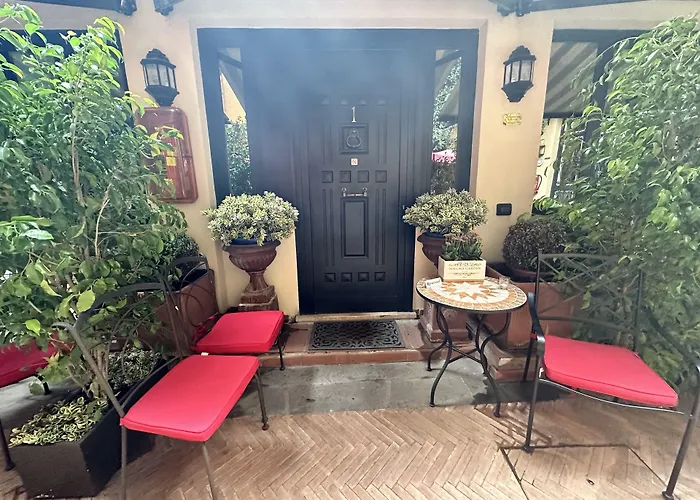 Navona Garden Suites