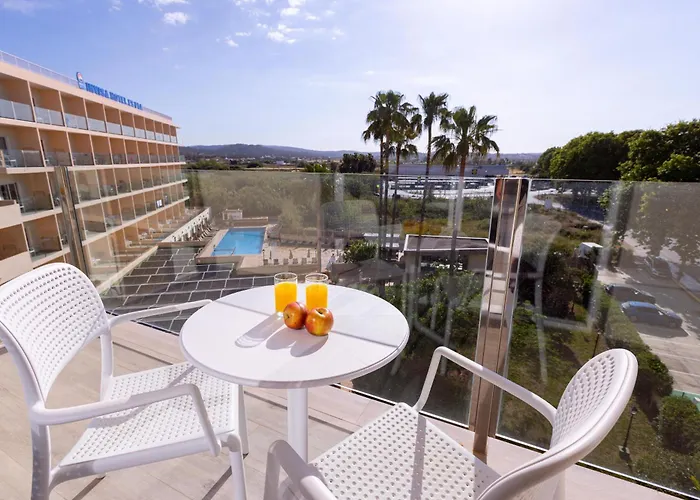 Invisa Hotel Es Pla - Adults Only