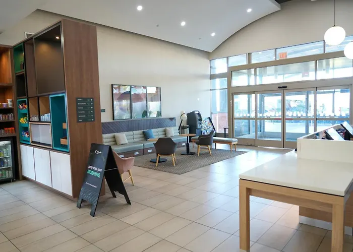 Holiday Inn & Suites Phoenix Airport By Ihg