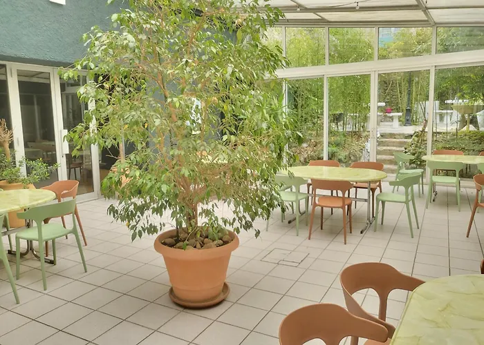 Hotel Le Patio De La Dordogne à Souillac