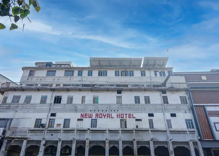 New Royal Hotel Just Near Old Delhi Railway Station And Chandni Chowk