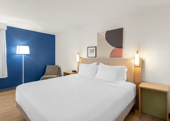 Spark By Hilton Matteson Chicago I 57