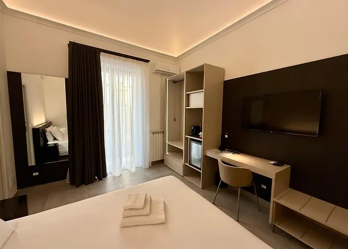 Le Quattro Stagioni - Rooms & Suites