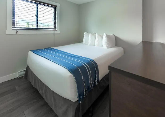Sechelt Inn