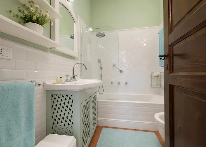 Acquamarina Villa Facing The Golf Course