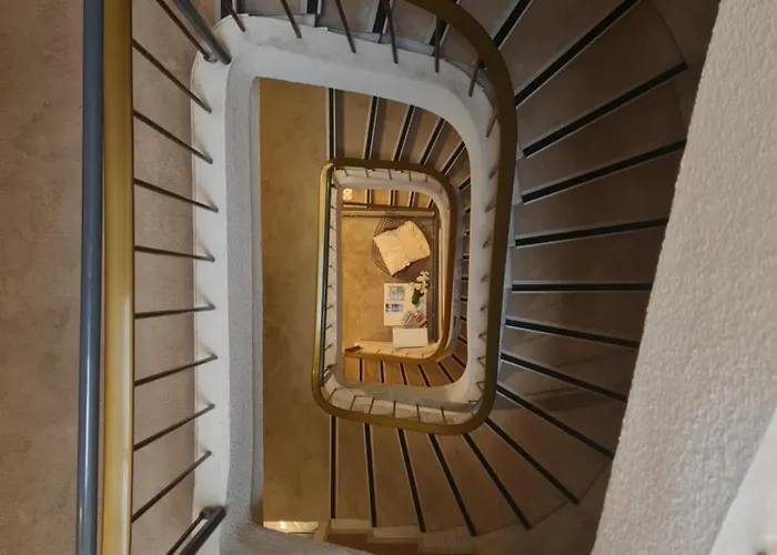 Azurene Royal Hotel Cannes