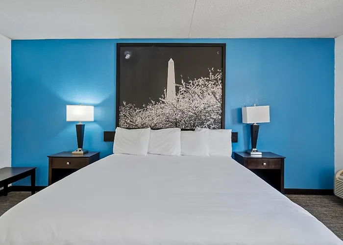 Woodland Inn And Suites Extended Stay Wichita