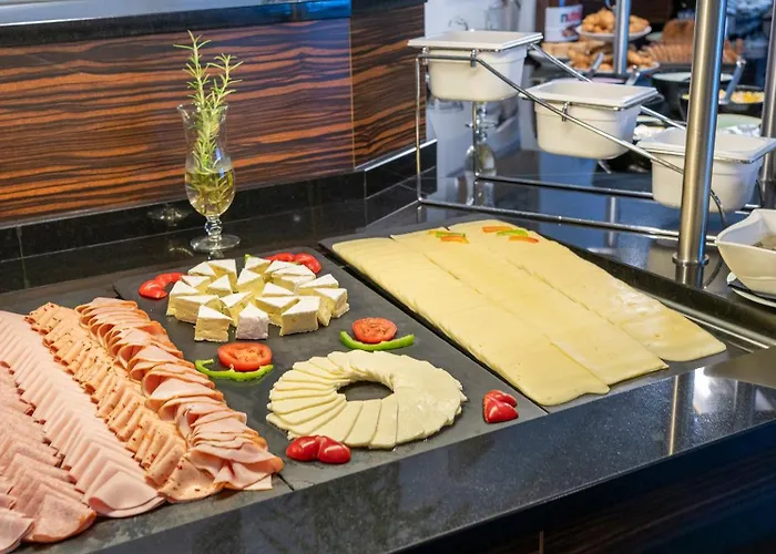Plaza Premium Salzburg Hotel