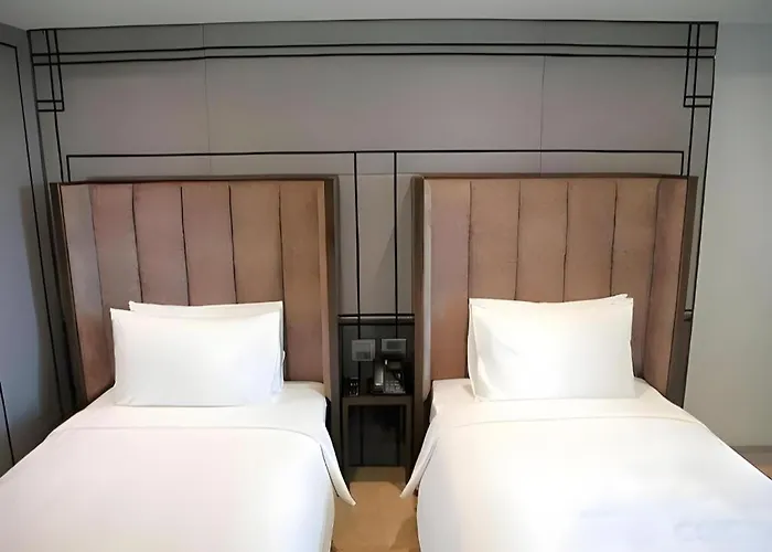 First Pride Hotel Bangkok
