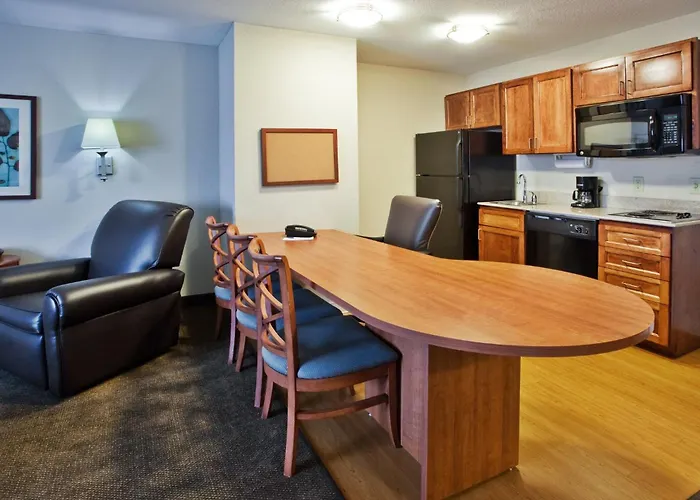 Candlewood Suites Macon By Ihg