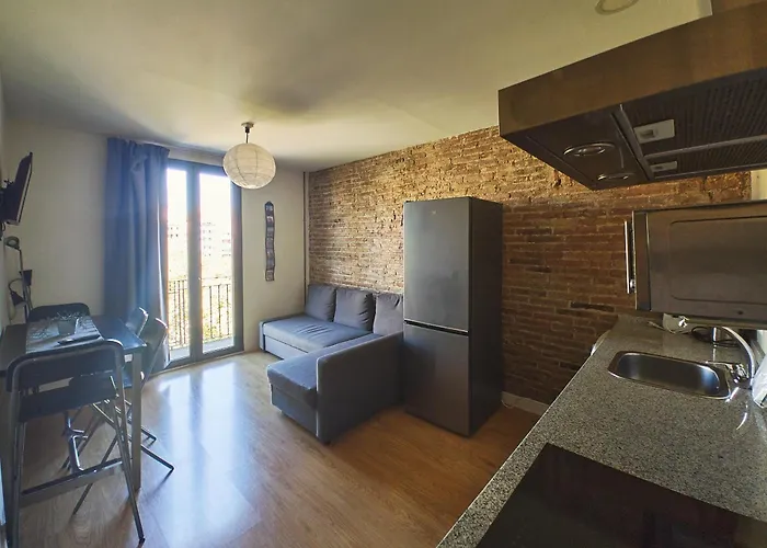 Diagonal Apartments