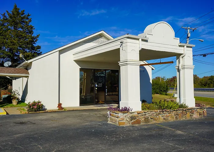 Sunset Inn Clarksville