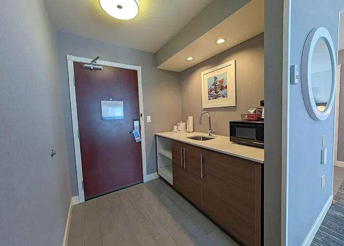 Hampton Inn & Suites Tacoma