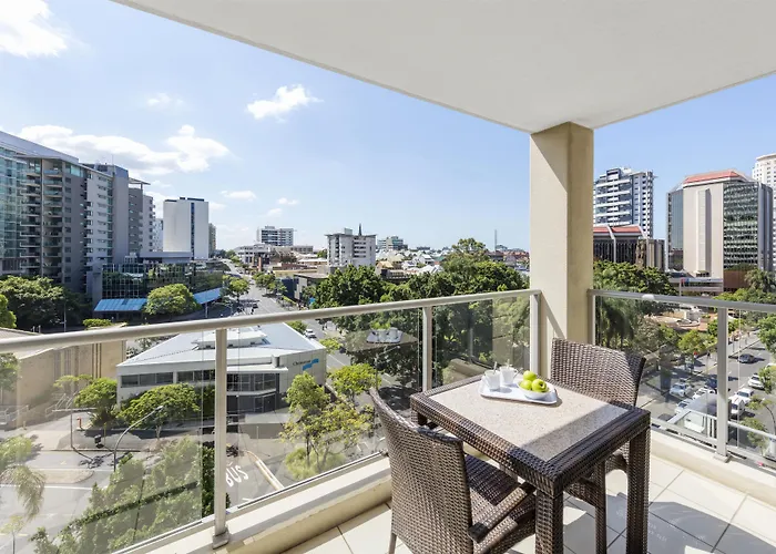 Oaks Brisbane Lexicon Suites