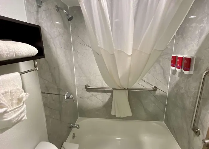 Surestay Hotel By Best Western Santa Cruz
