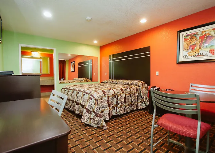 Regency Inn - Channelview