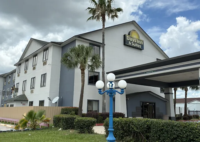 Days Inn & Suites By Wyndham Houston North/Aldine