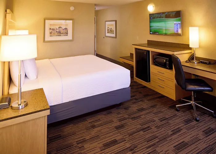 Livinn Hotel Cincinnati North/ Sharonville