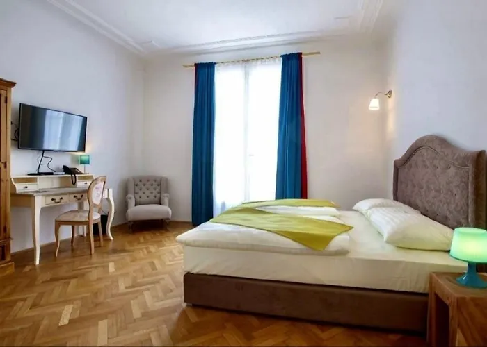 Hotel Pension Museum Vienna