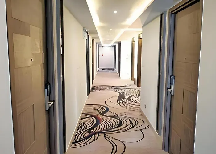 First Pride Hotel Bangkok