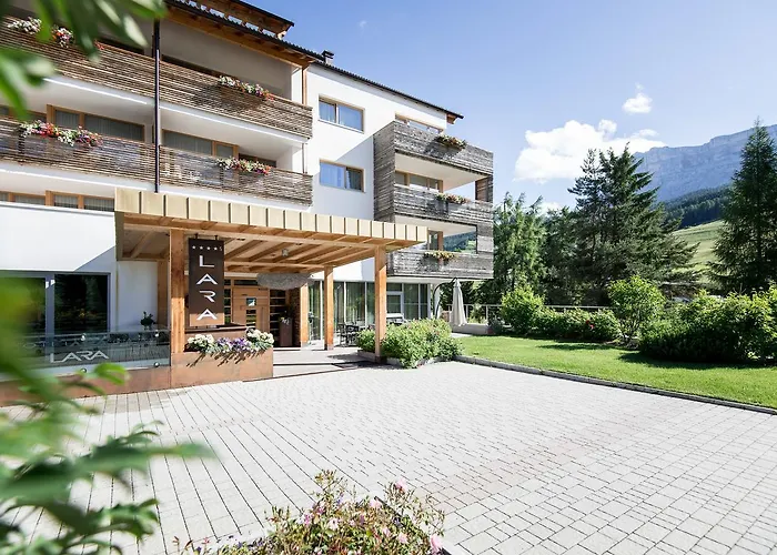 Alpine Hotel Ciasa Lara Stern