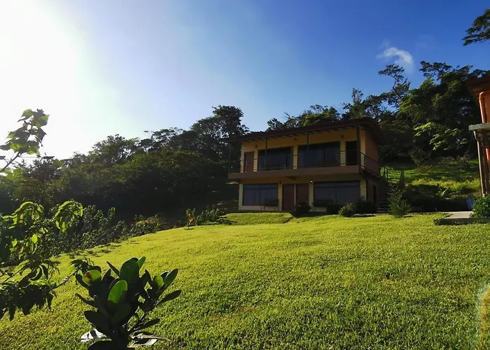 Monteluna Studios Monteverde